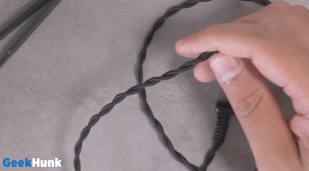 Moondrop Aria Cable-and-Build-Quality 2